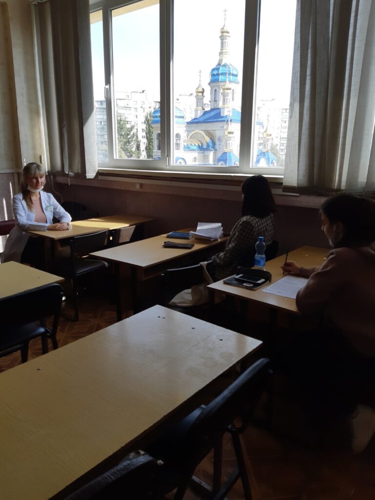 30.09.2020. Проведено бесіду про правила безпеки при користуванні міським транспортом для здобувачів вищої освіти 3 курсу спеціальності «Маркетинг»